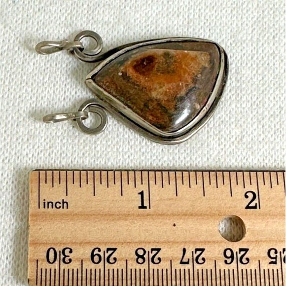 Large Cabochon Pendant in Silver Tone Setting - Earth Tones - Vintage - 1 3/4" - Picture 3 of 4